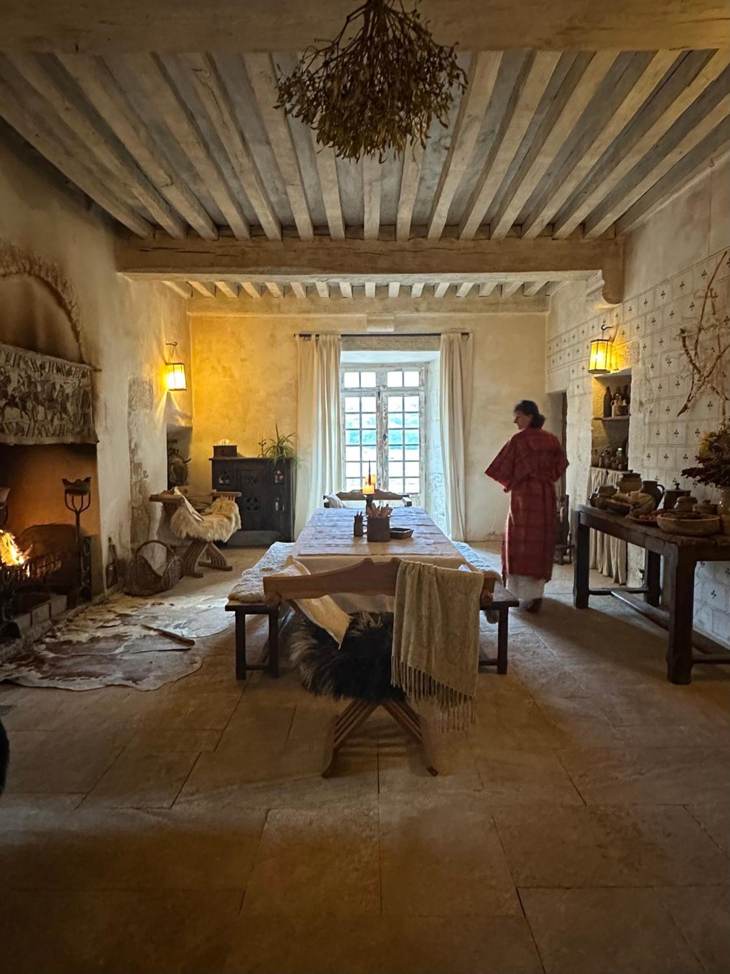 Chateau De Champrenault, Voyagez Dans Le Temps Bagian luar foto