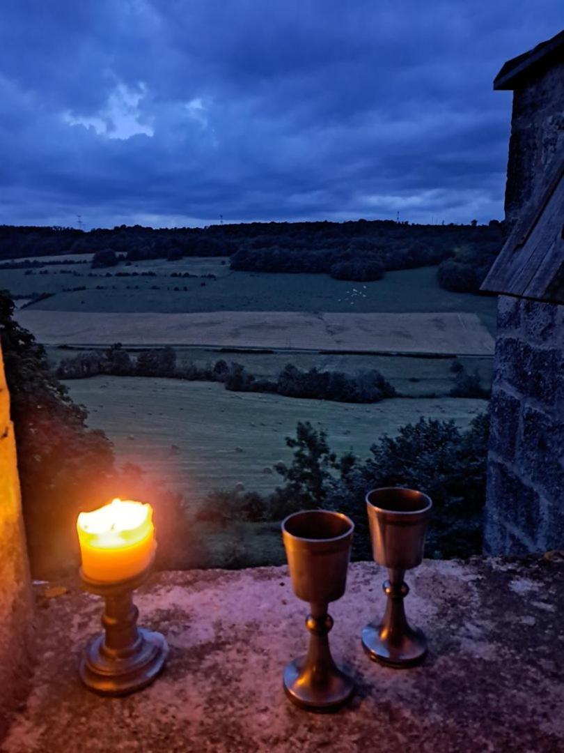 Chateau De Champrenault, Voyagez Dans Le Temps Bagian luar foto