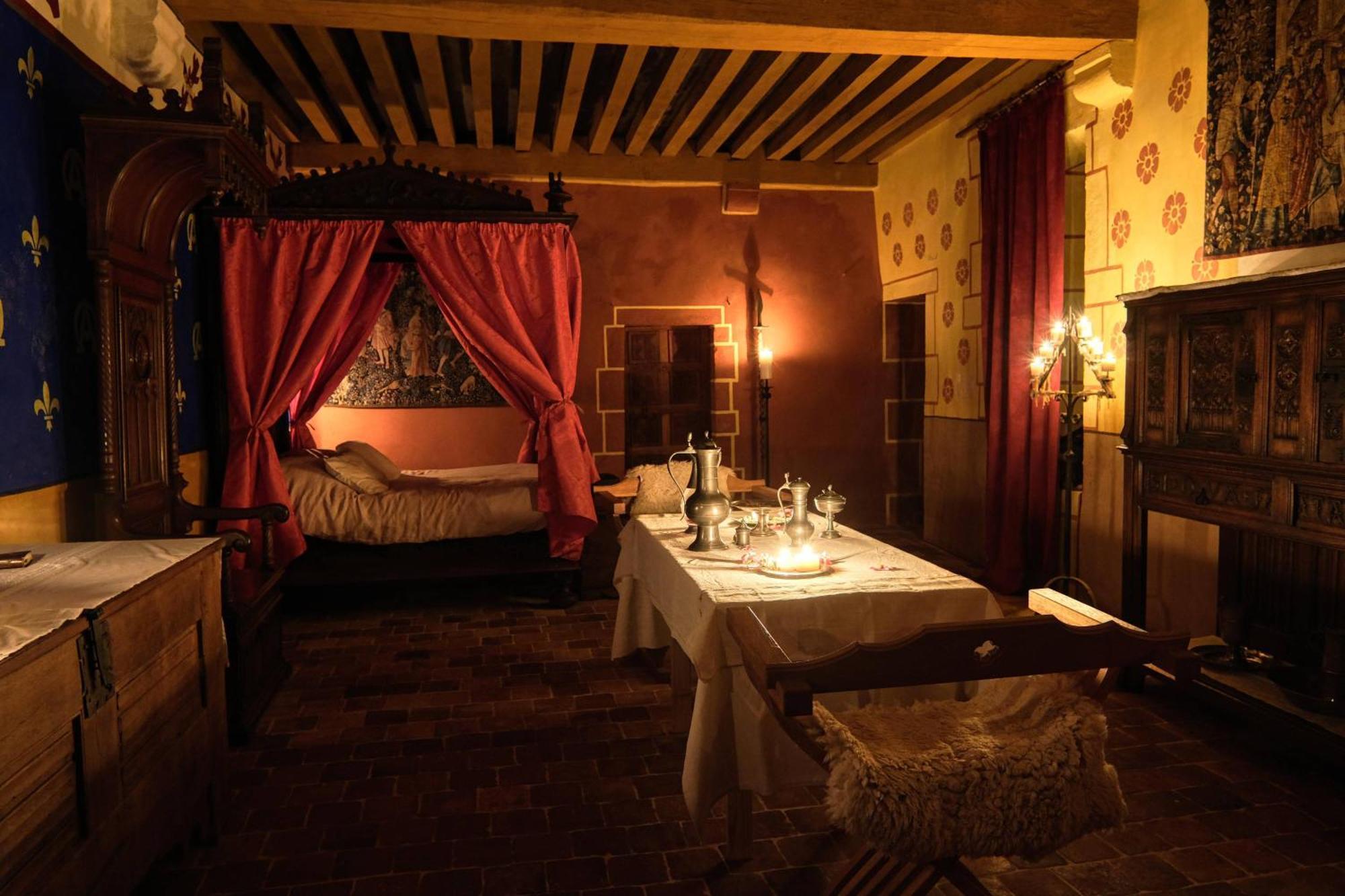 Chateau De Champrenault, Voyagez Dans Le Temps Bagian luar foto
